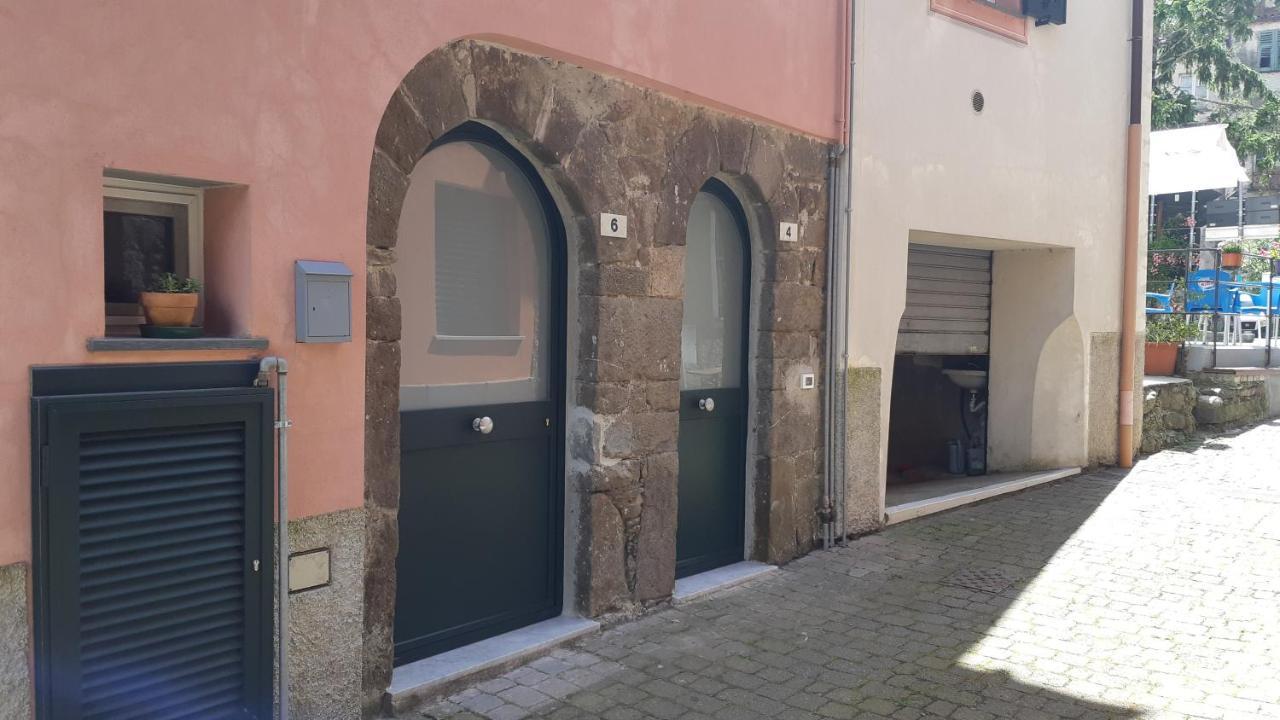 I Tre Ponti Daire Borgonovo Dış mekan fotoğraf